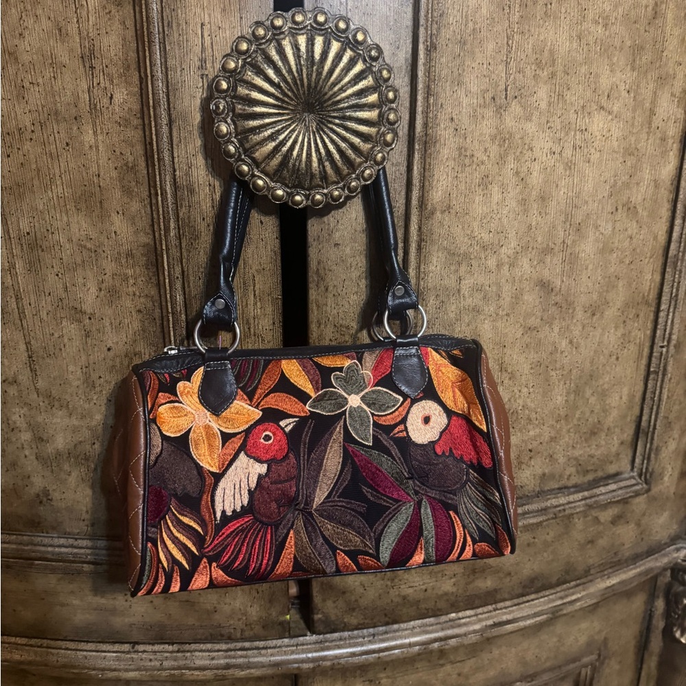Floral Embroidered Women's Bag